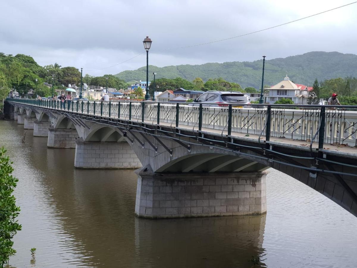 Tyvabro Guesthouse Mahébourg Екстериор снимка